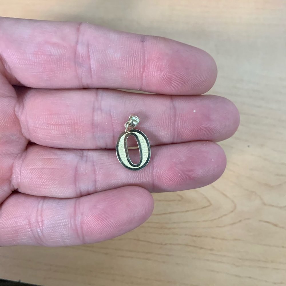 14k Gold Number 0 Pendant, Lucky Number Jewelry - Picture 4 of 4